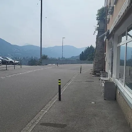 Lugano, Stanza A Breganzona * Lugano